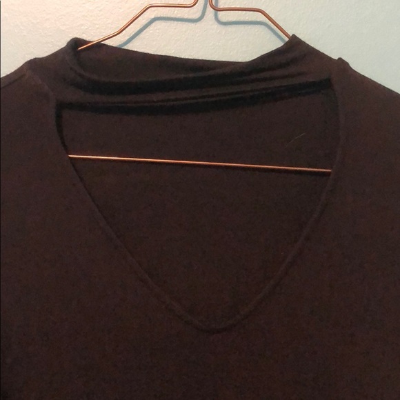 Black high neck cut-out long sleeve - Picture 2 of 2